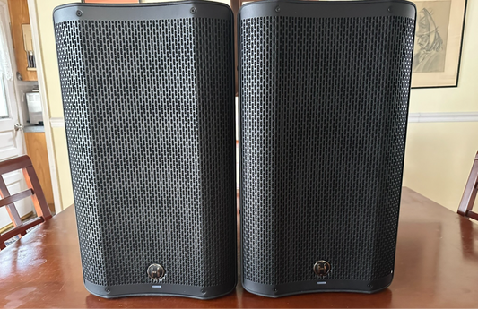 Two Harbinger Vari V4112 Powered Speakers (MINT CONDITION)