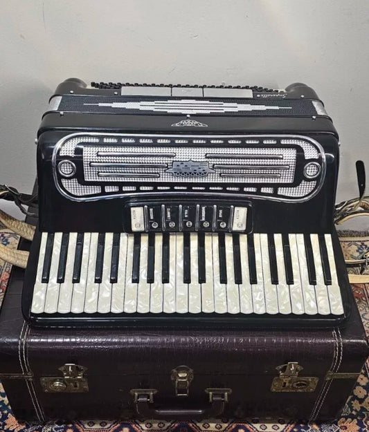 Vintage Accordion (USED)