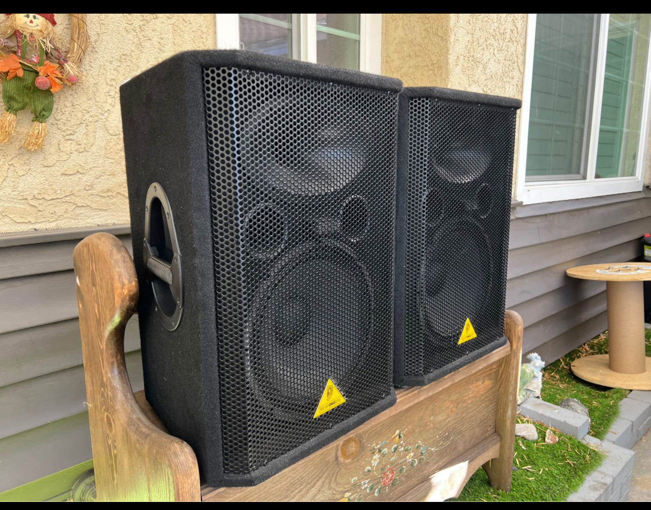 Behringer Eurolive VP1220D Active Speaker (PAIR) (MINT CONDITION)