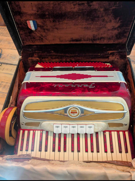 Vintage Ferrari 41/120 Accordion 1950/1960's Red/White (MINT CONDITION)